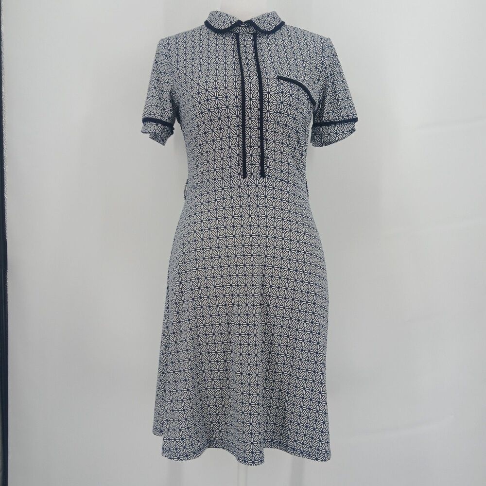 womans Monteau Geometric Print Keyhole Shift Dress Blue White Size Medium